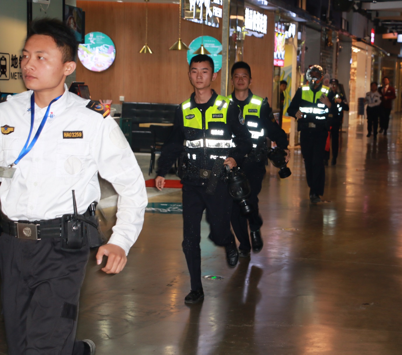 1543923974258734.jpg 4.jpg